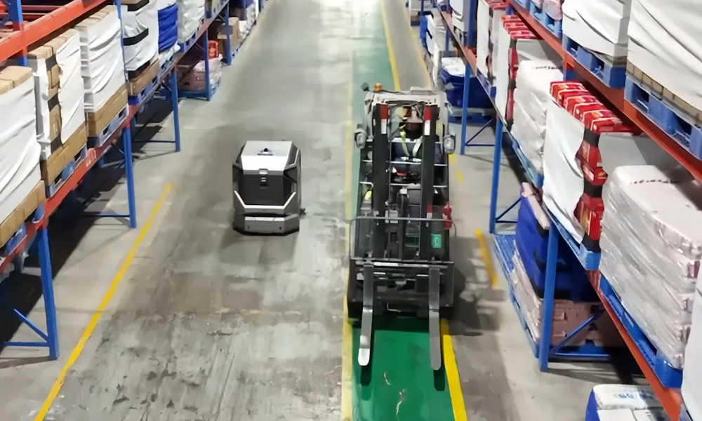 Food industry workshop – SOCL robot cleaning solution
